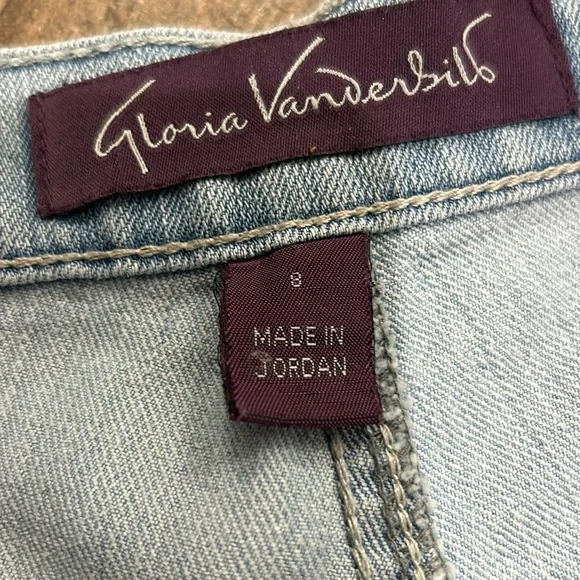 Gloria Vanderbilt Amanda Capris - Picture 3 of 5